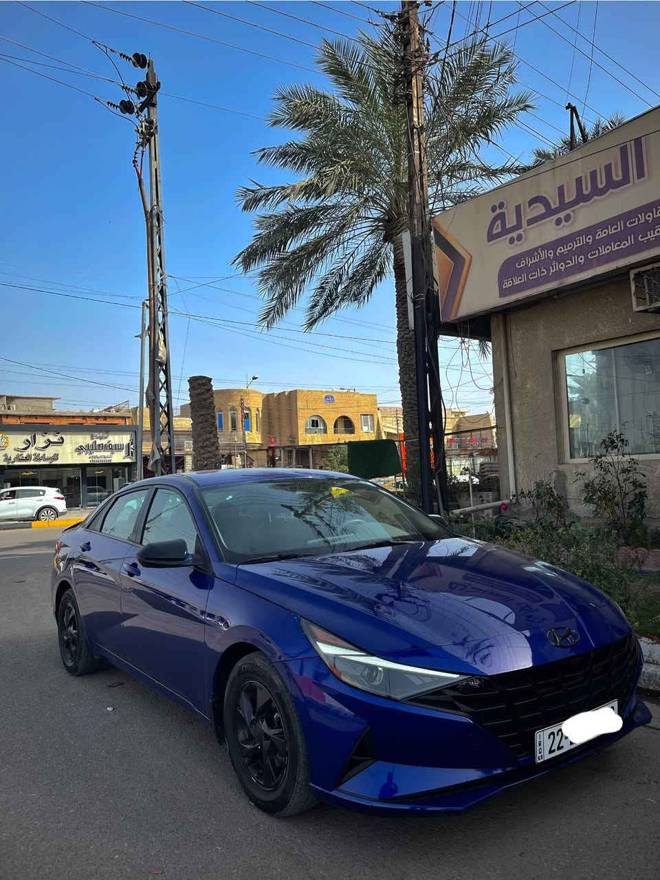 بسم الله اللهم صل على محمد وآل محمد
 
ألنترا موديل 22 محرك 2000 دوش
لون مميز جويتي 
السيارة بدون صبغ بدون تبديل وبدون أيرباك بيها بارد كد 4 اصابع فقط جاملغ السكن.. 
ماشية 54 ألف كيلو وليس ميل ماشية بالعراق 15 ألف كيلو فقط باقي بأمريكا..

السيارة من المستورد الي مباشرة سنوية بأسمي رقم اربيل الجديد.. شرط التحويل..
عليها ادامة كاملة تبديل دهن گير وفلاتر كير وفلتر كيس عله ممشى 50 ألف كيلو  كله اصلي وكله من الوكيل وموجوده وصولات الشراء.. ربع دينار متصرف عليها  
 مواصفات أعتيادية شاشه كاميرا رادارات 360 درجة فول تحكمات ابل كار بلاي قيادة ذاتيه تحديد مسار داخل رصاصي المرغوب.. 

السعر ١٦٥ ورقة وبيها مجال..معجبتك اعبر المنشور تاخذ اغاتها ان شاء 
الشراي يتصل ويدلل 
 ***********
مكاني بغداد السيدية
