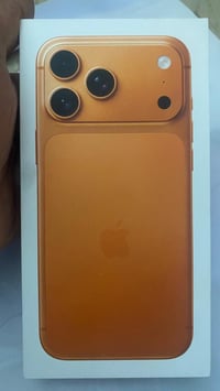 17 برو ماكس ذاكرة 256 لون برتقالي بعده ممفتوح بالباكيت شرق اوسط السعر ...