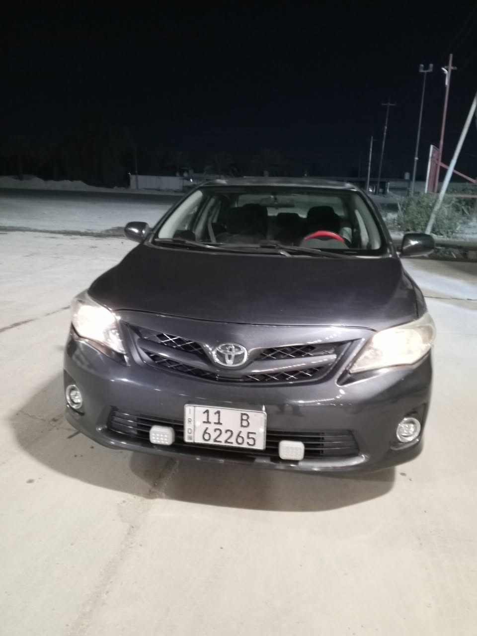 السلام عليكم كورولا موديل 2010 رقم انجليزي بغداد هزه جديده
السياره حلوه وكل نقص ما بيها وهذا السونار موجود بالصور بيها فقط ذني ثلاث قطع فقط تخم تاير جديد تبريد ثلج كير ومكينه خير من الله 
مكان السياره بغداد 
السعر 97 
رقم تليفون ***********
