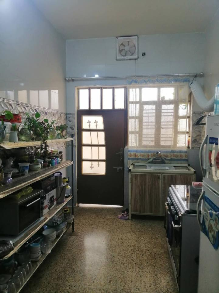 � اليوم العرض غير 🔥

دار مشتمل للبيع في الفلوجة
📍 الموقع: الشهداء — خلف مدرسة المفاخر / مجمع الدكاترة

▪️ المساحة: ١٢٥ م²
▪️ البناء: بلوك
▪️ شوارع مبلطة
▪️ كافة الخدمات متوفرة
▪️ موقع مميز جداً، محاط بمدارس ابتدائية ومتوسطة
▪️ مناسب للسكن والاستثمار

💰 السعر مناسب جداً

📞 للاستفسار أكثر:
هـ/ ***********

🏢 مراجعة المكتب: هيت الچري
