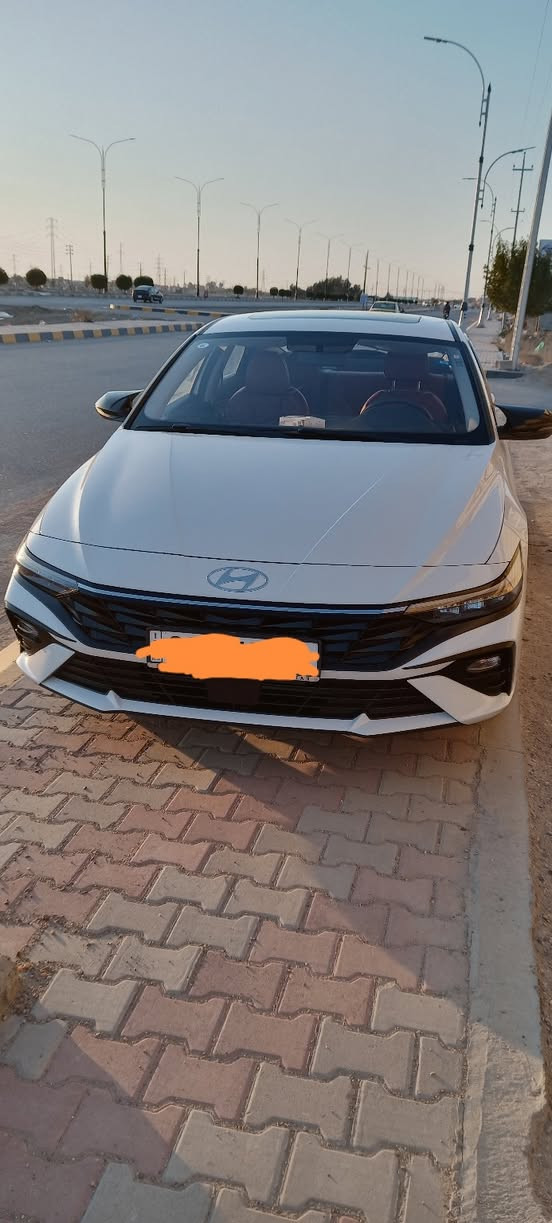 النترا 2024 صيني  رقم سليمانية بأسمي (بيها كوبون بانزين) ماشية 37الف مكفولة  مكانها الفلوجة الصقلاويه السعر 145 وبيها مجال  ***********
