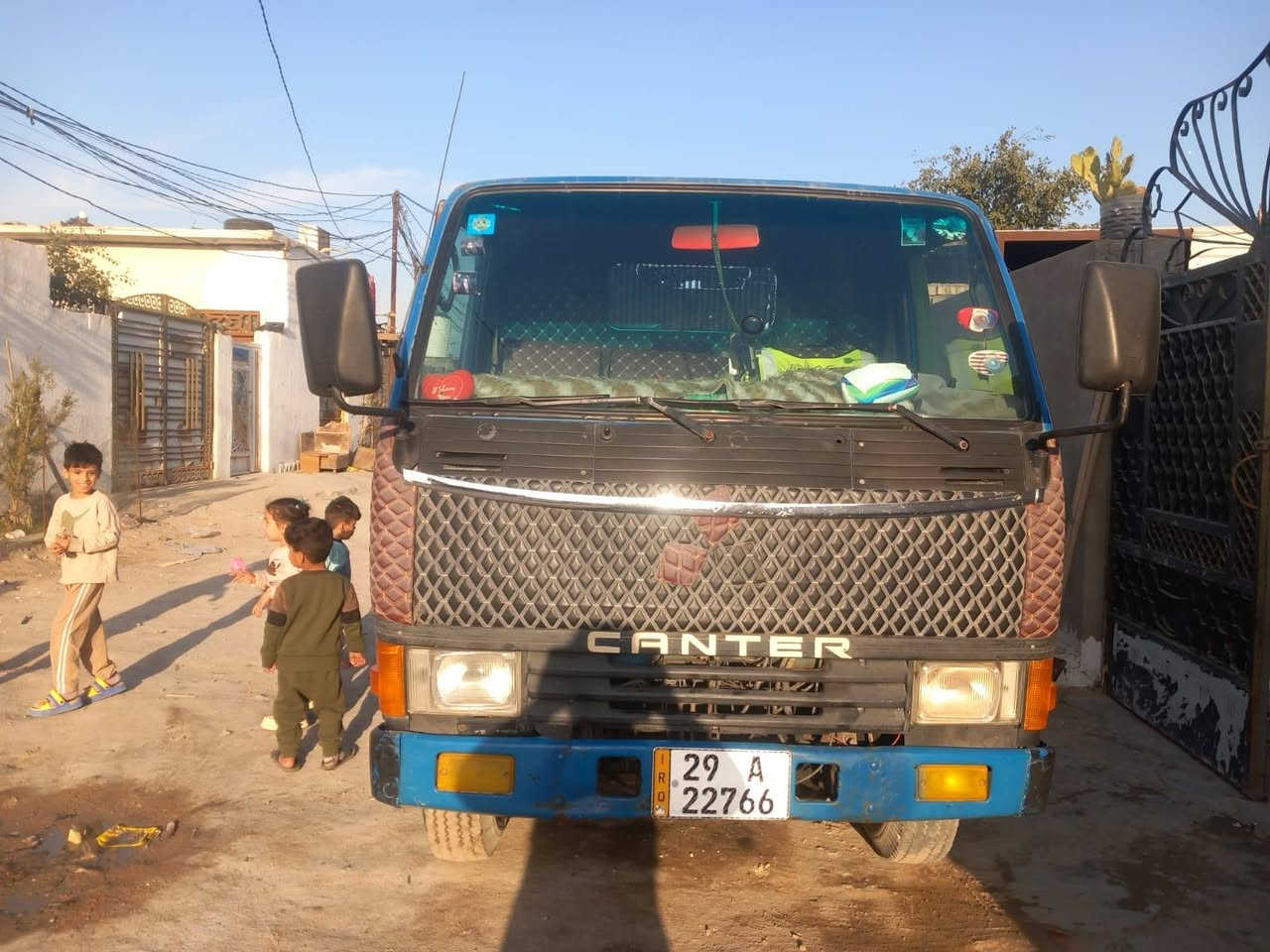 كنتر عضم البيع سيارة جاهزة  مكانه البصرة 
***********،//***********
