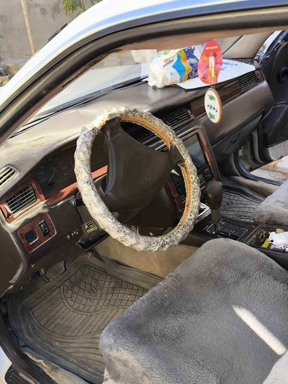 بطه موديل 93 مكان الشاميه السعر 60
***********
