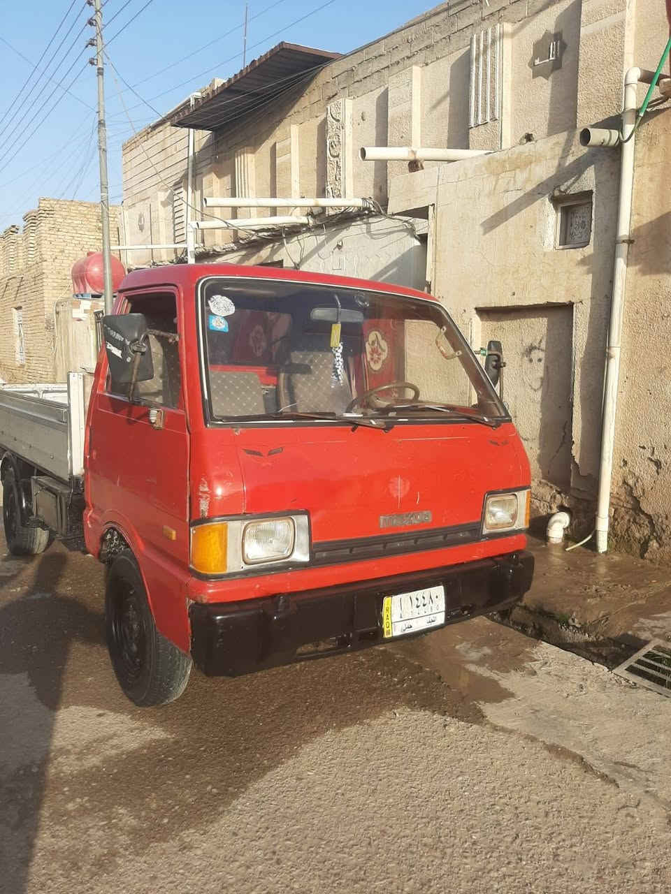 ماصده ياباني موديل 91رقم نجف مشروع وطني سنويه ل 29تحويل كير ومحرك بانزين خير من تايرات نضاف جاهزه مكاني ذي قار الفجر السعر 32وبيه مجال
***********
