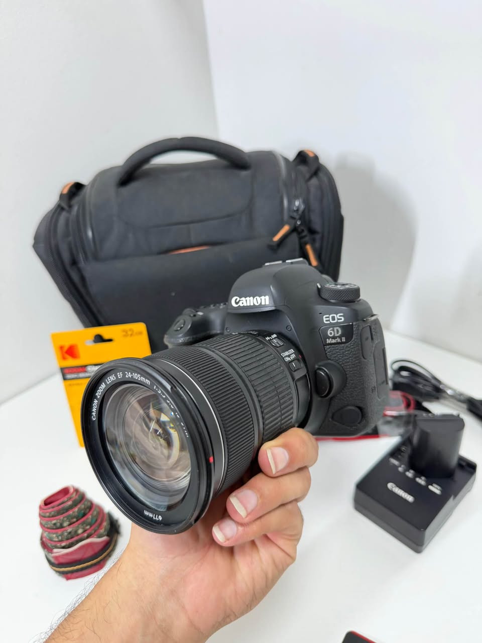 ⁨ 🎥📸 Canon 6D Mark II + 24-105mm IS STM

كامرة احترافية فول فريم من كانون بحالة ممتازة جداً 🔥

✅ الحالة: 99%
✅ الشتر: 47 ألف صورة فقط
✅ العدسة الأصلية 24-105mm f/3.5-5.6 IS STM
✅ مناسبة للتصوير الفوتوغرافي والفيديو وصناعة المحتوى

📦 الملحقات:
🎒 جنطة
🔌 الشاحنة الأصلية
🎗️ الحزام الأصلي
🎁 حزام إضافي هدية
🔋 بطاريتان
🔌 كيبل شحن
💾 رام 32GB هدية

📸 المواصفات:
• حساس فول فريم 26.2 ميكابكسل
• شاشة لمس متحركة بالكامل
• تصوير فيديو Full HD 60fps
• نظام فوكس Dual Pixel AF سريع ودقيق
• واي فاي + بلوتوث + GPS مدمج
• تصوير متواصل 6.5 صور بالثانية
• أداء ممتاز بالإضاءة الضعيفة

💰 السعر:
1,200,000 دينار فقط
مليون و 200 ألف

🚚 توصيل مجاني لجميع المحافظات

📩 للاستفسار أو الحجز مراسلة الصفحة

#Canon #Canon6DMarkII #Canon6D #FullFrame #Photography CameraForSale CanonCamera تصوير كامرات_مستعملة كانون فول_فريم العراق توصيل_مجاني ريلز_كامرات 📸🔥⁩ كركوك, العراق


**إذا كنت صاحب هذا الإعلان وتريد حذفه لأي سبب، رجاءا أرسل رسالة إلى الدعم الفني**