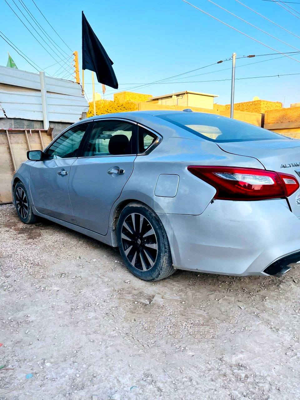 السلام عليكم
* نيسان التيما 2018 _ sv

* المواصفات :
[ بصمة تشغيل _ بصمة ابواب _ تشغيل عن بعد _
تحكم استيرن _ مانع انزلاق _ كاميرا خلفية _ نقاط عمياء _مثبت سرعة _ رادار مانع تصادم_
كشن سائق كهرباء ]

* محرك 2500 _ 4 سلندر 
* بجم كبس(مكفول) _ حادث خلفي ٣ قطع (ضرر قليل) مثل ما موضح بالصور

السعر 112

مكان السياره/ الحله
***********
***********
