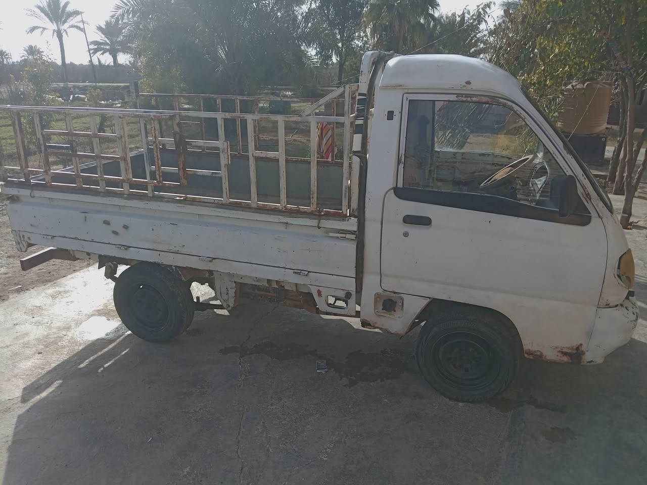 سلام عليكم سياره فاو شنكه 2007  للبيع السعر 18اوراق كامله الرقم ***********
