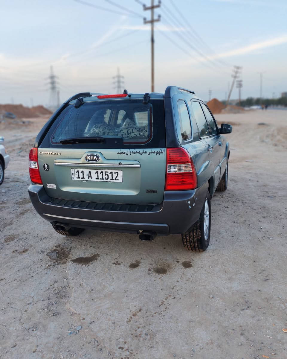 سلام عليكم سبورتج مديل 2008 المكان النجف 
 موصفات السيارة_
6سلندر

_ارقام جديدة

_سنويةمداور ثاني يوم

_تبريد_تدفئة _

سيارة مكفولةمن

_الضربة_والصبخ_والتبديل

العنوان النجف الاشرف _رقم الهاتف 
***********

السعر 105
