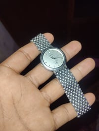 JoVIAL • ساعة سويسرية • مزاد