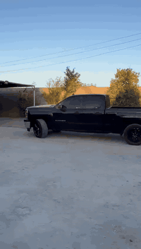 سلام عليكم من رخصه الادمن سلفرادو موديل 16باب قصير محرك6كير محرك مكفول سيارة جاهزه اي نقص ماكو رقم بغداد اب اسمي للمراوس السعر 17قطعتين صبغ حادث ادخول هنا بارد قليل بالبدي *********** واتساب
