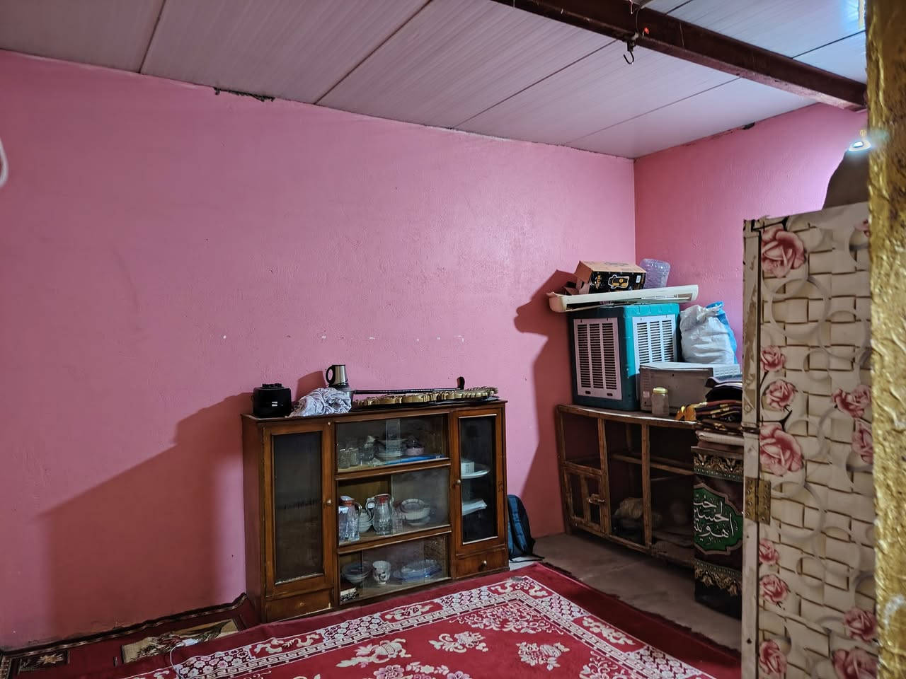 بيت تجاوز حي الحسين شارع ٦٠ على شارع سعر ٢٠) ***********
