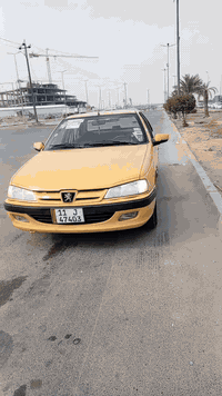 سلام عليكم بيجو بارس مديل 2015 لا ضربة لا خياس لا صبغ جاهزة السيارة سنوية 2026 شهر العاشر مصفرة هيئة و غرامات تبريد ثلج سيارة حلوة و جاهزة فقط مكينتها محتاجه تفيلس مكان السيارة بغداد الأمين الثانية ما متواجد على فيسبوك الشراي يتصل *********** سعرها 47 و بيها مجال قليل
