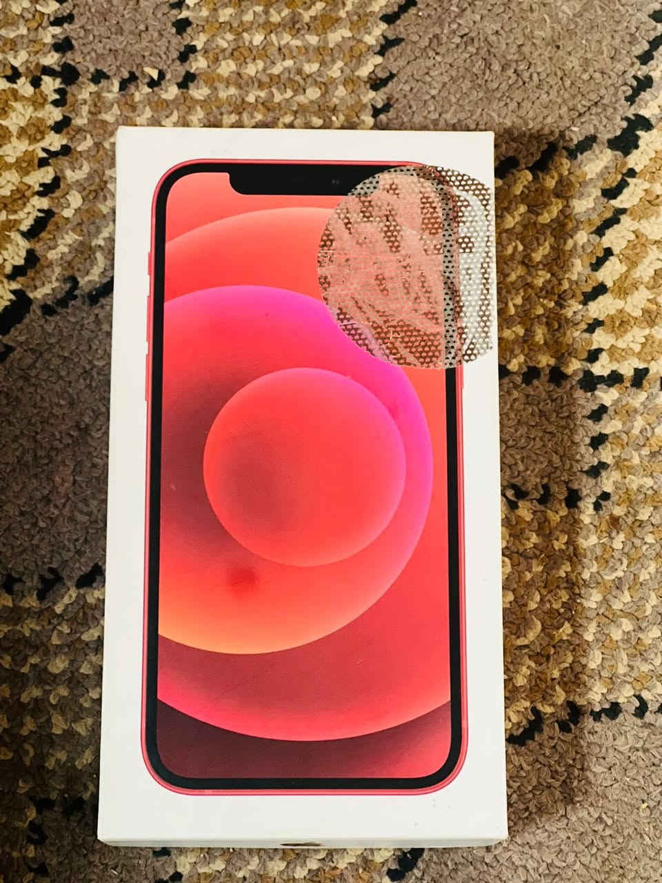 آيفون 12عادي بطارية  80الجهاز نظيف مامفتوح من قطعه ولا بي خدش كلشي مابدل بيه تاخذه ع فحص سعره 330 وبيه مجال جدا قليل❤️
رقمي ***********
