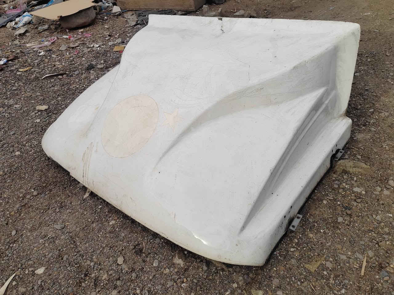 السلام عليكم كاسحه كيه ترهم للكيه الفنتيرا والكيه الحديثه هي قواعدها جاهزه جيب وشد السعر 175 المكان بغداد مدينه الصدر الرقم ***********
