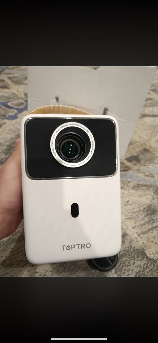 داتا شو شحن وكهرباء  مناسب للتنقل  يربط على الستلايت وعلى الموبايل واي فاي وبلوتوث اندروید بی یوتوب نیتفلیکس کلشی بی 
موجود ب سعر کلش مناسب جدید


**إذا كنت صاحب هذا الإعلان وتريد حذفه لأي سبب، رجاءا أرسل رسالة إلى الدعم الفني**