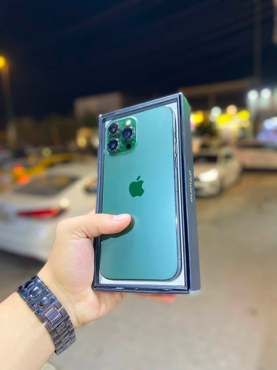  iPhone 13 Pro Max
📱 آيفون ١٣ برو ماكس
💚زيتوني مميز
💦وتر بروف 
📀ذاكرة 256 
🔥جهاز نظيف ومرتب 
🔋بطارية77 ابيع بلاددد
675💰بلاش جوه السوگ 
📍مكاني نجف 
📞خاص او اتصال
***********☎️
