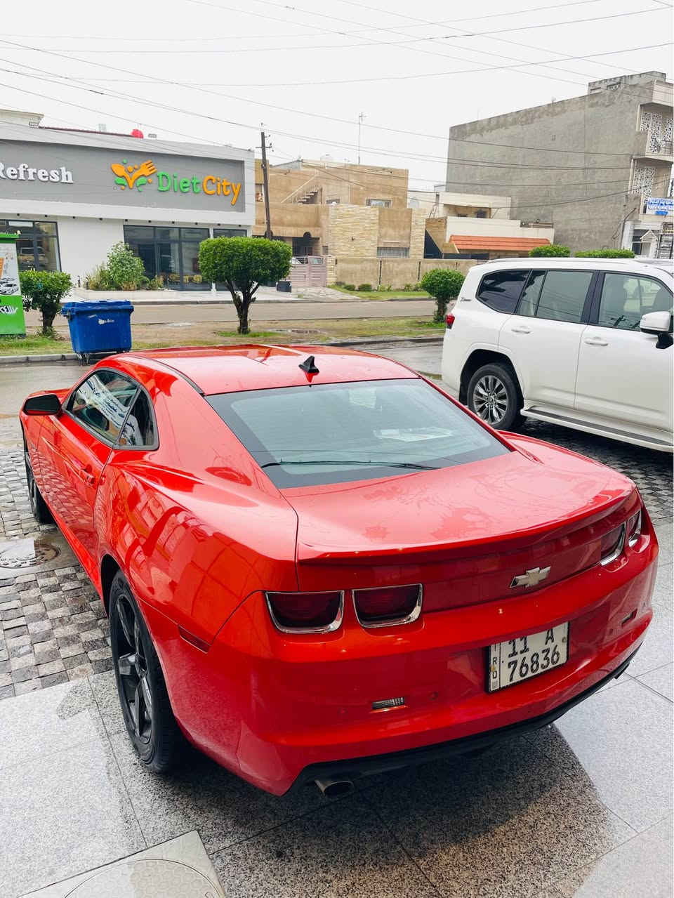 كمارو 2012 كلين تايتل مابيها ولا قطعة صبغ 
قطتعين بارد فقط بدون صبغ كير مكينه بلادي وضع شركة ابد ممفتوحات سيارة مكفولة كفالة عاملة مو كير ومكينه وشواصي وداخل كله سليم عارضها ب95 وبيها مجال كلش قليل *********** بغداد, العراق
