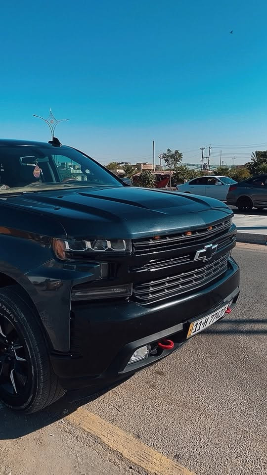 مستعجل على البيع 

سلفرادو 2019 للبيع لون مميز ❤️‍🔥 الكشخه والقوة 💪

سياره بدون حادث جايه من امريكا سرقه دواخل ومبدله الدواخل مالتها بدواخل احسن وأجمل مال هاي كانتري لون مميز ، بيها صبغ باب البدي اثر شخوط فقط
رقمها بغداد
باب قصير بدي قصير 
محرك 6 سلندر 4300 
ماشيه 87 الف مايل 
عليها ترفيعه 2.5 من الامام 
عليها محجر اوف رود 
معتنين بيها من كل النواحي من افضل زيت محرك وبانزين الخ...

بيها بعض الشخوط البسيطه على بدي السياره وبيها شوي بارد 
السياره خير من الله كشخه سفر ترهم لكل شي

رقم الشاصي للتأكيد :
1GCRWBEH7KZ244470

مكان السياره الناصريه الثورة
سعرها : .... $$243 وبيها مجال
للتواصل على الواتساب هذا رقم :
***********

