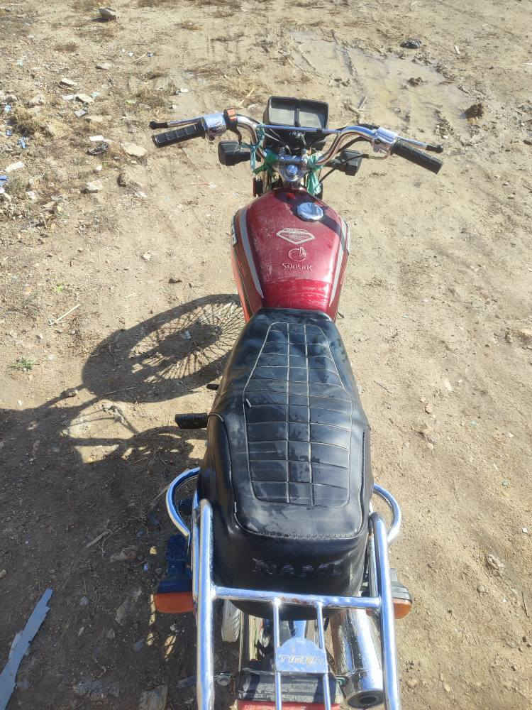 السلام عليكم دراجه تايجر موديل 21 اوراق اصولي السعر 450 وبيها مجال بسيط المكان حلهء قضاء المحاويل***********
