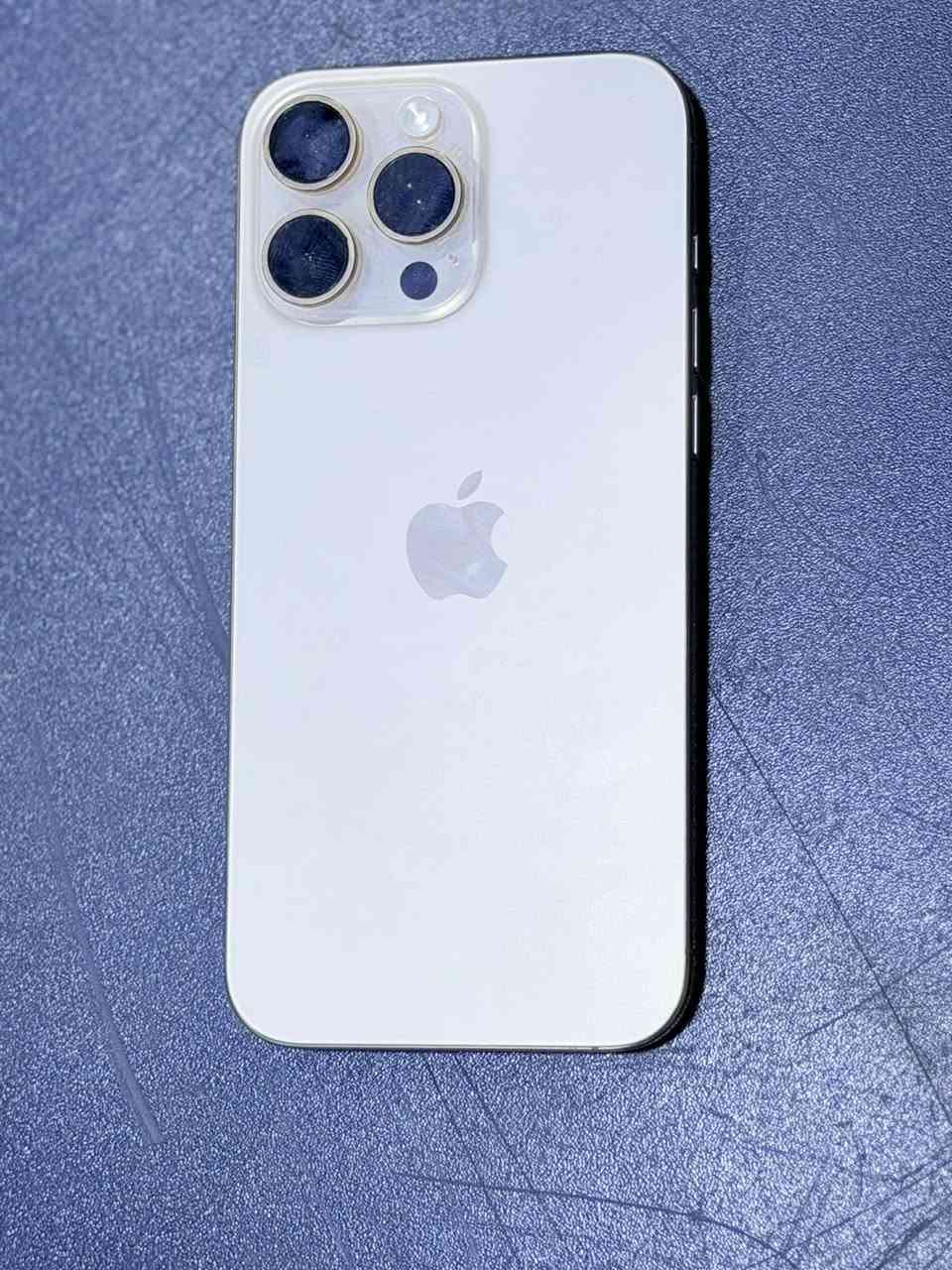 📱 للبيع ايفون 16 بروم ماكس
مع كيبل الشاحن الاصلي + الكارتون
​• الذاكرة: 256GB
• النظافة: 100% (نظيف جداً)
•البطارية:98
•عدد مرات الشحن : 257
• الحالة: الجهاز ما مفتوح 
​• النسخة: شرق اوسط
​📍 المكان: بغداد
💰 السعر: مليون و 400 
📩 للتواصل: واتساب او هاتف ***********
