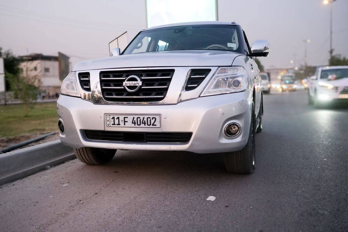 باترول Le موديل ٢٠١٠ والمواصفات مالبترول معروفه سعرها ١٩ وبيها مجال قليل ***********
