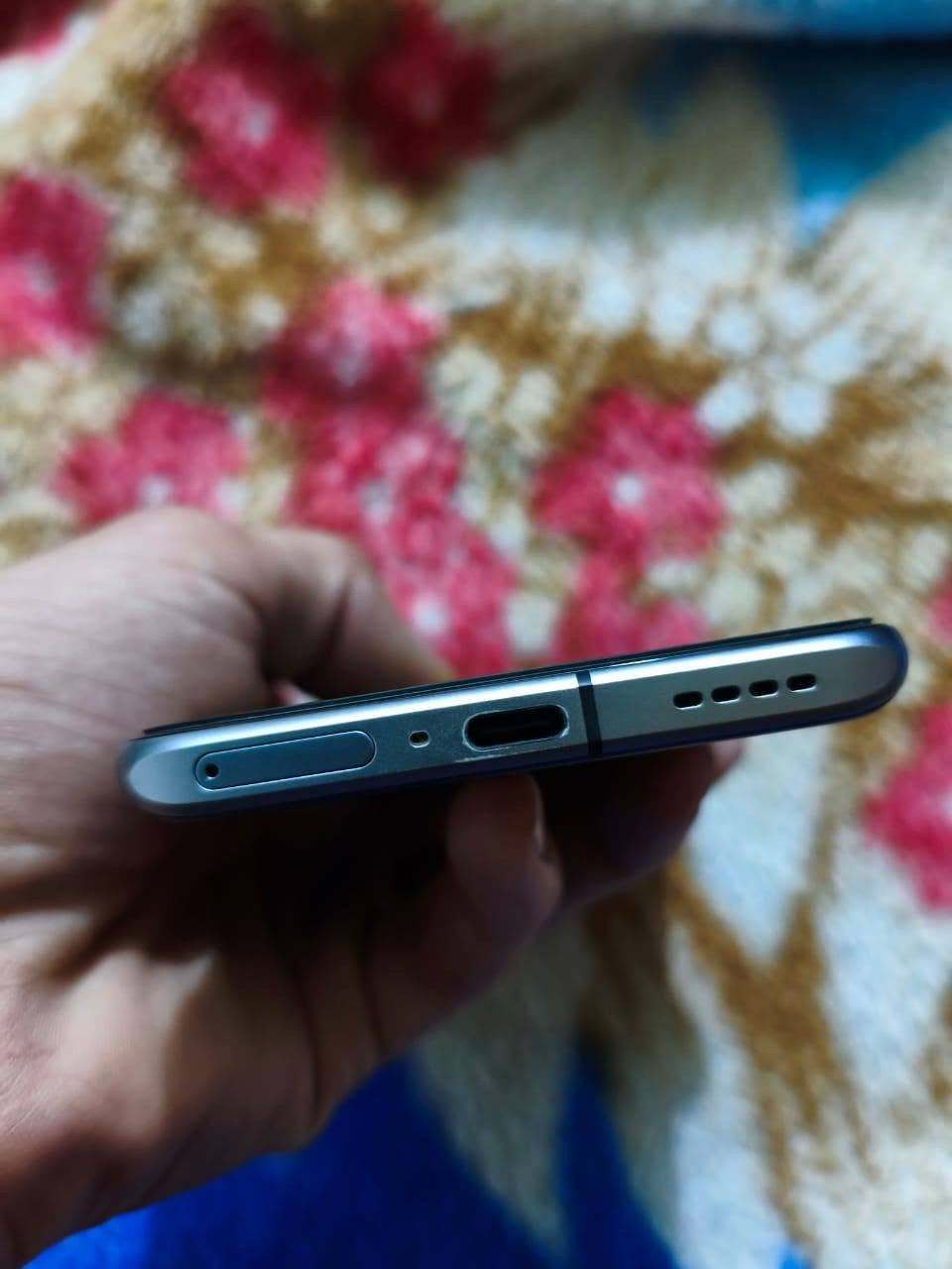 السلام عليكم 

جهاز Realme GT2 Pro ذاكرة 128 
بطارية 5000 شحن سريع 65 واط 
معالج فول جهاز فلاكشب يشغل 90 فريم وشاشة 120 هيرتز 
بالإضافة يحتوي على عدسة مجهرية (مايكرو) الجهاز بعدة لوك بل جيس نظافة 100% بدون ملحقات الجهاز فقط كفر 
سعرة 350 وبي مجال بسيط


**إذا كنت صاحب هذا الإعلان وتريد حذفه لأي سبب، رجاءا أرسل رسالة إلى الدعم الفني**
