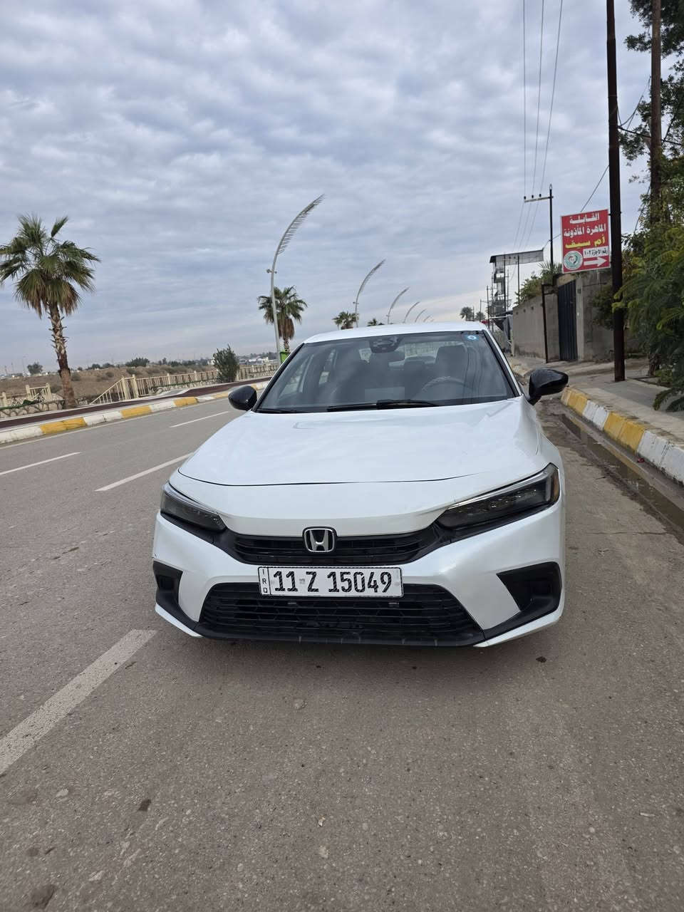 السلام عليكم سياره هوندا سيفنك للبيع رقم بغداد موديل ٢٠٢٣ سياره باسمنه ماشيه ٣٩  تحويل ثاني يوم مكينه ٢٠٠٠سياره بصمه تحكم ويل كب شاشه كامره خلفيه ضرر صبغ بنيد وجاملغ بدون شاصي.  السعر ١٤٥
رقمي ***********
العنوان بعقوبه تحرير
