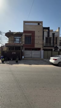 العقار واجهه 5  نزال 13 ونص  بناء 2020 وديكوراته 2023 3 غرف نوم 4 حمام...