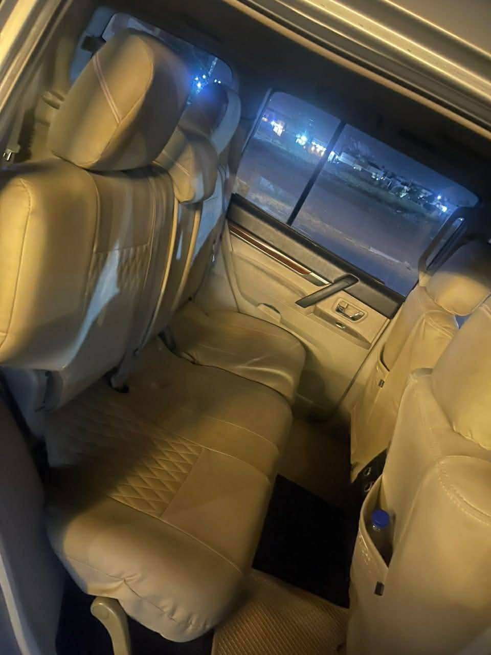 السلام عليكم
للبيع فقط
🚘 باجيرو 2008
7 راكب 
✅ محرك 6 سلندر شرط لا تبخير ولا تنقيص
✅ تبريد وكهربائيات كلها شرط
✅ بيها طخات خفيفة بدون صبغ وعلى وضعية الشركة
✅ رقم بغداد دولي (مشروع وطني)
✅ سيارة مرتبة وجاهزة للاستخدام
💰 السعر: 113$
📌 بيها مجال حگ جيتك 
📍 مكان السيارة: صلاح الدين - تكريت
📞 للاستفسار أكثر: ***********
*********** (واتساب)
