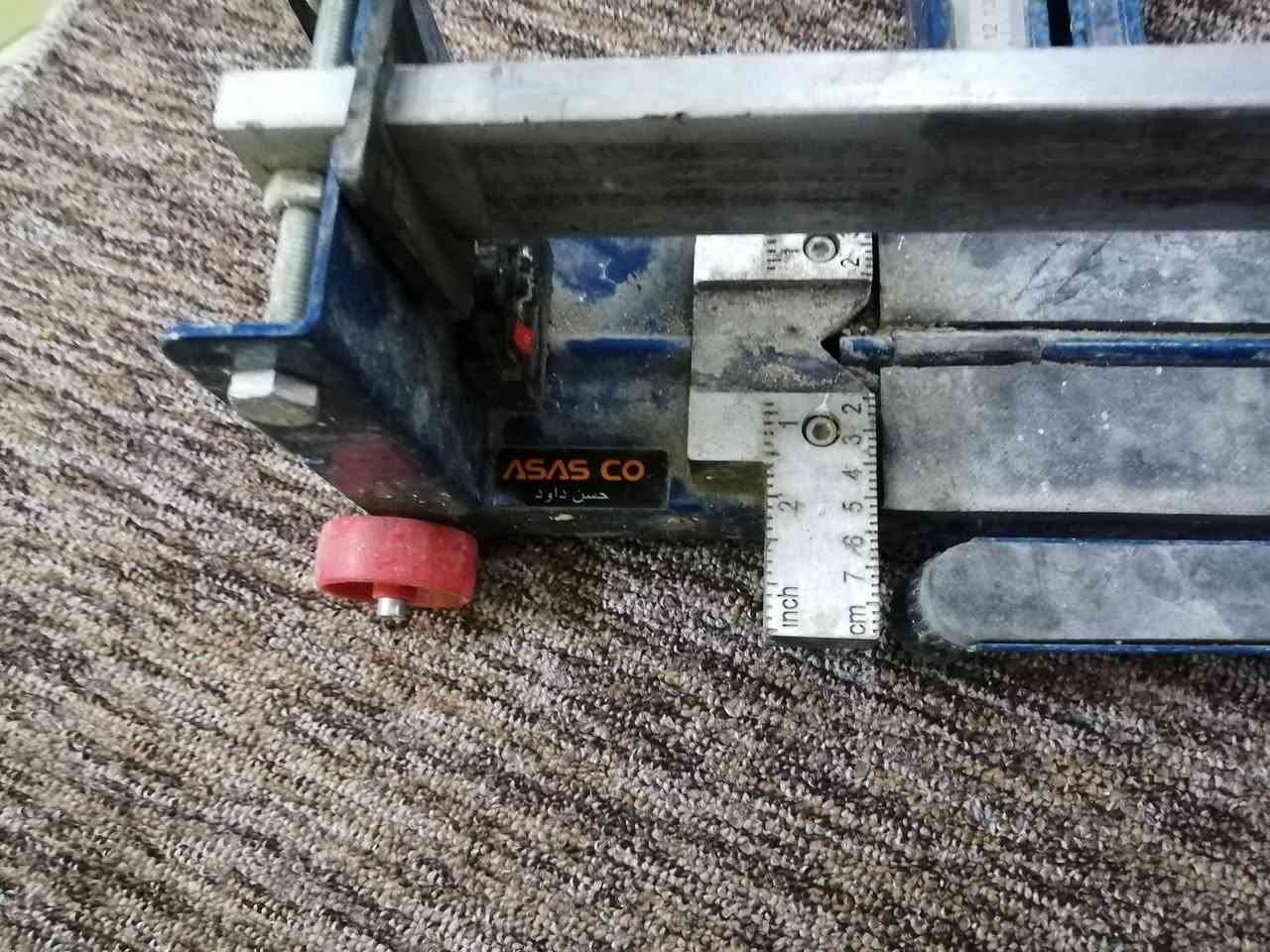 سلام عليكم عندي قاطعه سيراميك ألماني مستعمل قليل نضيف حيل للبيع سعر 100 وبي مجال اتصل على الرقم *********** مكاني كركوك
