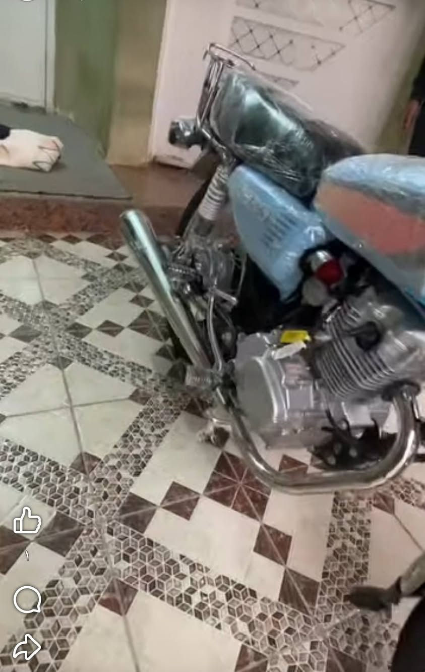 نامه موديل 25 اوراق كامله 📄
لون مميز سمائي 🩵 دراجه شلعه معدل 
أي نقص مابيها مجنبزه وحلوه لسعر 675 وبيها 
مجال قليل مكاني الخالص ***********
وترهم مراوس تايكر فقط
