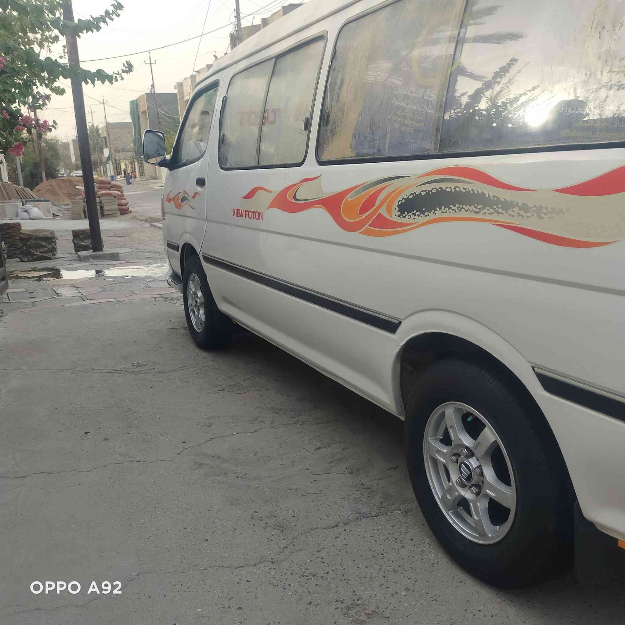 السلام عليكم فتون 2018 مكفوله رقم انكليزي باسمي منضومه غاز بانزين بيها بارد قليل باب سلايد والربع ورا السلايت دوشمه كاعيه صفاح كشنات ستاركس كير مكينه اكسل نظيف السعر 115وبيها مجال العنوان الدورة حي اسيا ***********
