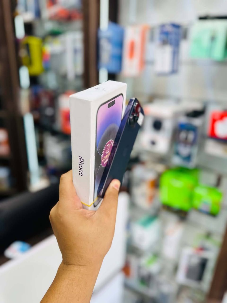 📱 كل ما تبحث عنه من الهواتف الذكية... في مكانٍ واحد.
تتوفر أحدث أجهزة:
• آيفون
• سامسونج
• هونر
• ريدمي
• شاومي
• ريلمي
• إنفنكس
• وغيرها من أشهر العلامات التجارية.
✅ أجهزة أصلية
✅ أسعار منافسة
✅ خيارات تناسب جميع الاحتياجات والميزانيات
✅ خدمة مميزة واستجابة سريعة للاستفسارات
📍 نسعد بزيارتكم، وللاستفسار عن الأسعار أو الأجهزة المتوفرة، تواصلوا عبر الصفحة.
... محل آيفونك
... الديوانيه البدير..


**إذا كنت صاحب هذا الإعلان وتريد حذفه لأي سبب، رجاءا أرسل رسالة إلى الدعم الفني**