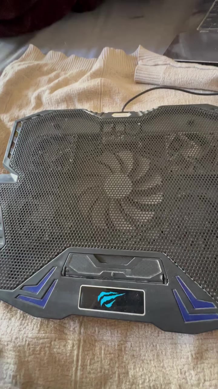 مروحة لاب للبيع ب12 الف بيهةً مجال بسيط


**إذا كنت صاحب هذا الإعلان وتريد حذفه لأي سبب، رجاءا أرسل رسالة إلى الدعم الفني**