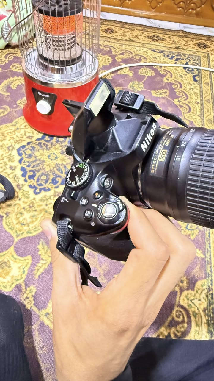 كامرة نيكون D5100 نظيفة جداً استخدام شخصي ما متعوبة .
ملحقات / بطاريات عدد 2 + شاحنة + جنطة كامرة 

السعر ٢٧٥ الف

مكاني البصرة 

وتساب ***********
