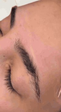 خيط ونظافة 💯💯 واسعار مناسبة رسمة الحاجب تجنن بصالون  Haneen Hussam الع...