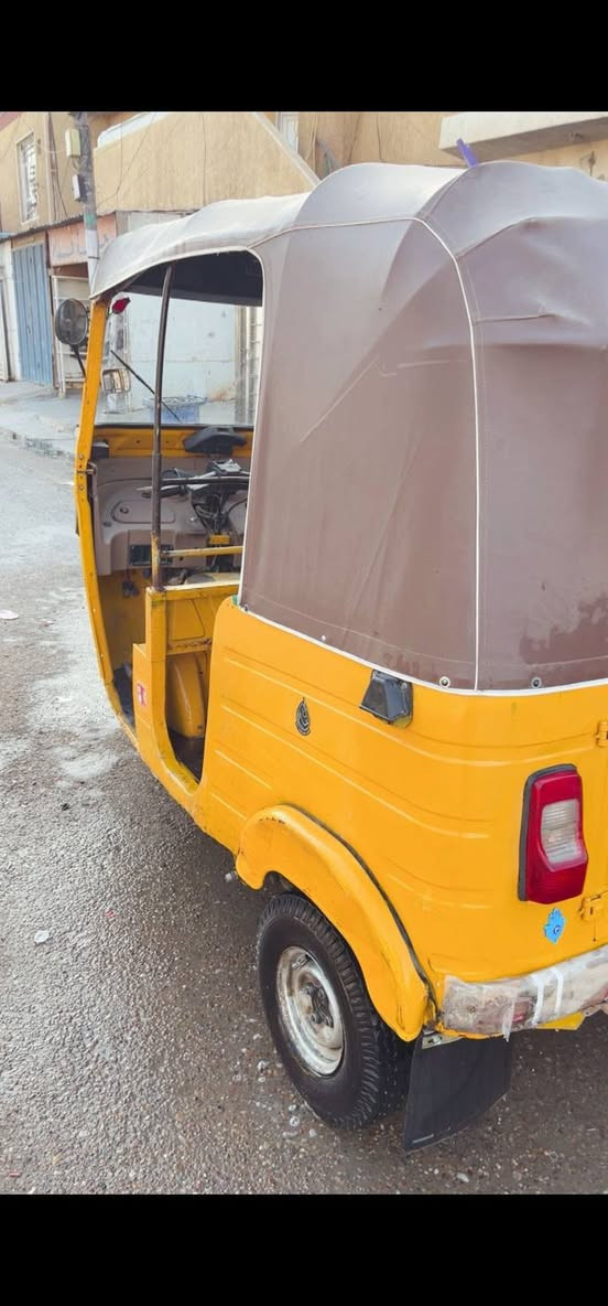 سلام عليكم تكتك لبيع موديل 2019 رقم وسنويه تكتك حلوه خير من الله بس شويه بيه ضربات وبيه بل صفحه مبينه بل صوره مكينه حلوه تخبل سعر 5500 وبيه مجال رقم تليفون *********** ما جاوب ع خاص مكاني بغداد كماليه
