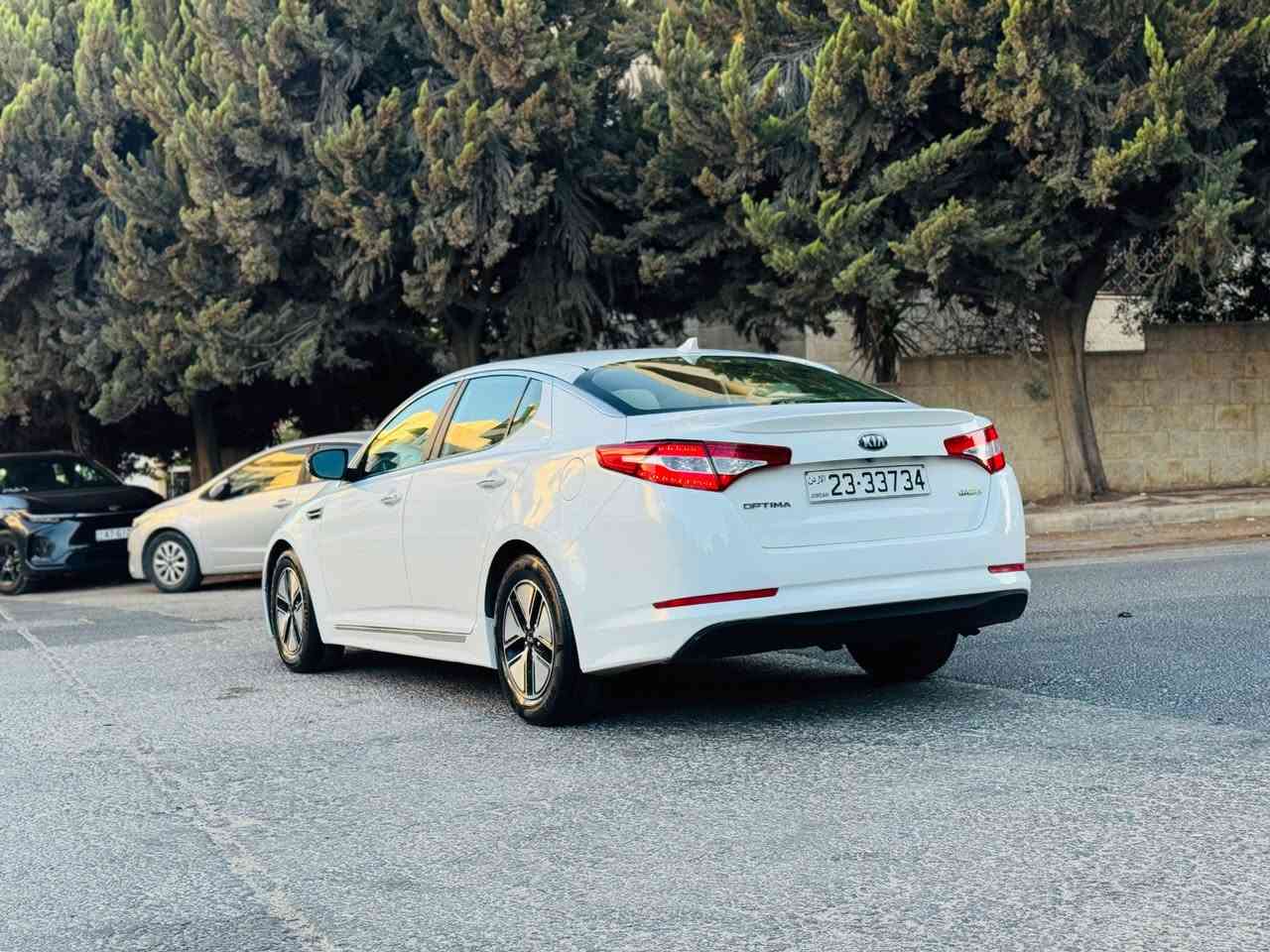 كيا أوبتما 2012
كلين تايتل  فحص كامل  يوجد اورق كارسير نظيف  ممشى قليل 
بدون ملاحضات 
استخدام شخصي 
فل كامل  معاد الفتحه 
 

 كوشوك جديد ياباني 
الاضافات :

• بطارية ليثيوم
• كاميرا خلفية

 
 
• غرفة  كتان بحاله الوكاله  بيج 
• حساسات امامية
• مثبت سرعة
• مانع انزلاق
• استيرنق متحرك
• تحكم طارة

• بصمة تشغيل
• بصمة أبواب
• دخول ذكي
• إنارة ترحيبية
• مري كهرباء
• غمازات عالمري
 
• جنط قياس 16
• شاشة اعطال
•
• زجاج كهرباء ملون
• عداد ديجيتال

• اضوية خلفية LED
• حساسات إضاءة
• إنارة امامية تلقائية Auto
• نظام صوتي مميز جدا Harman Kardon
• نظام Auto Hold

 
  
• حساسات دخول الإنفاق
• حساسات ضغط هواء الإطارات
• نظام ECO + TRIP

• 3 أنظمة قيادة (eco, ev, sport)
• كندشن مركزي
• مري تعتيم
• هولد كب
• ركايات وسط
• بلوتوث
للاستفسار 0776079175

السعر 7900


**إذا كنت صاحب هذا الإعلان وتريد حذفه لأي سبب، رجاءا أرسل رسالة إلى الدعم الفني**