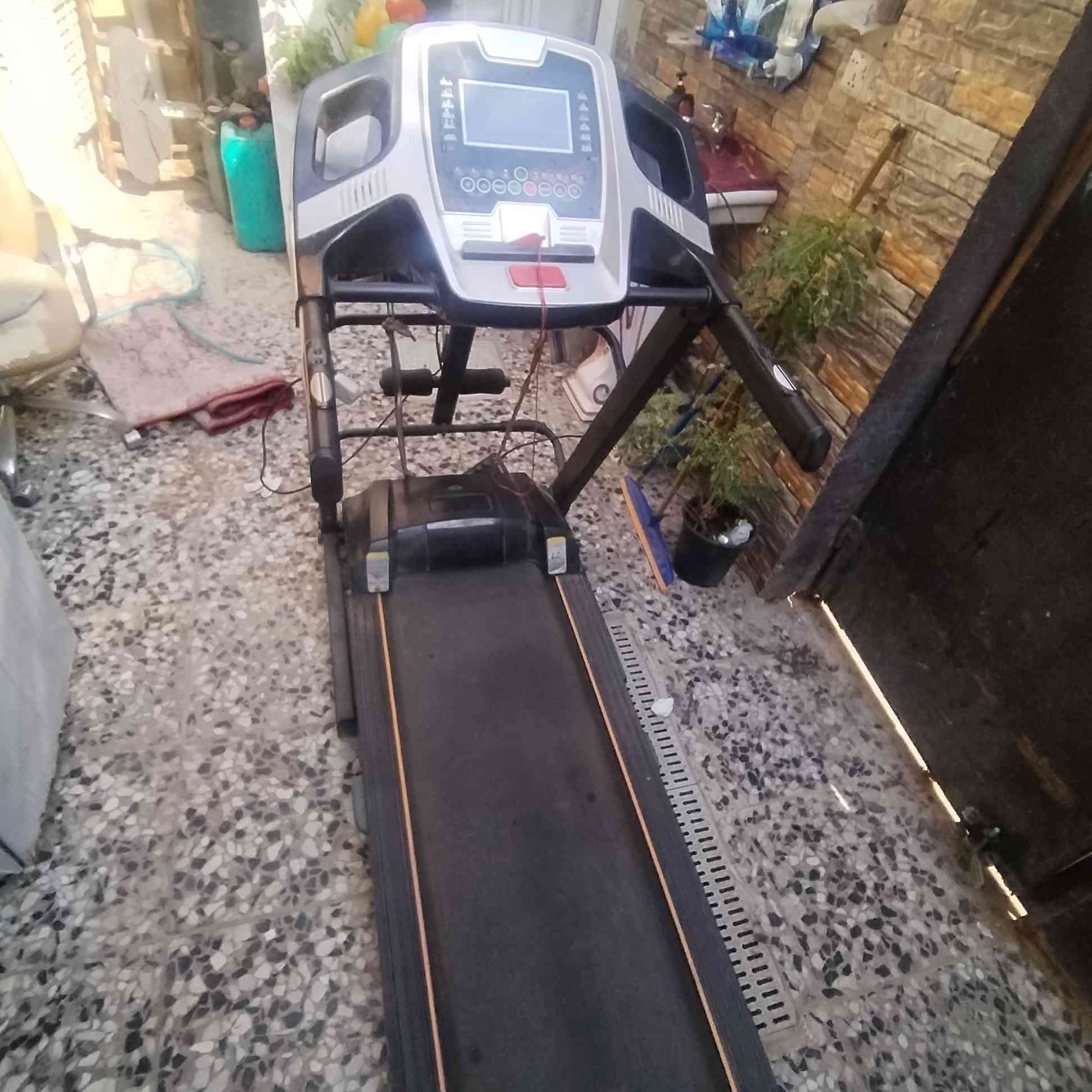 جهاز جري جبلي +تكسير دهون بطن للبيع مكان بغداد حي الكوفه مقابل ام الكبر الغزلان نهايته ١٨٠

***********
