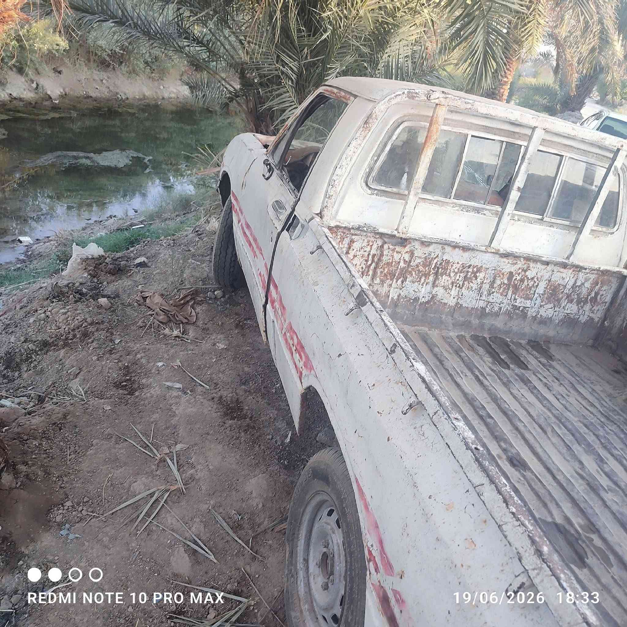 السلام عليكم بيكم 85 سعر سعر ب 20 وبها مجال رقم ذي قار مميز سياره جير ومحرك خير من الله بالنجف ***********
