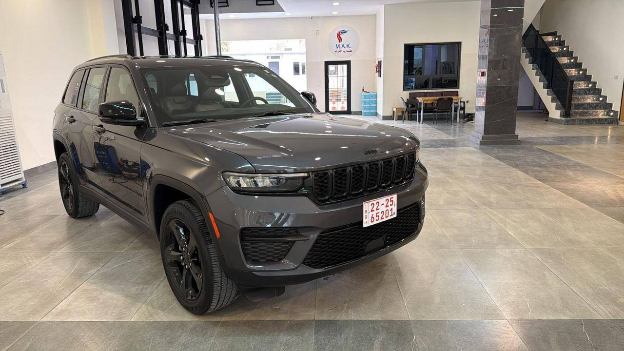 جيب بلاك فول بدون فتحه 
5 راكب 
اربيل ماشيه 43
وارد امريكي ضرر بسيط بالجاملغ الخلفي 
سعر 340 قفل 
 الشراي اتصال او واتساب *********** /***********
