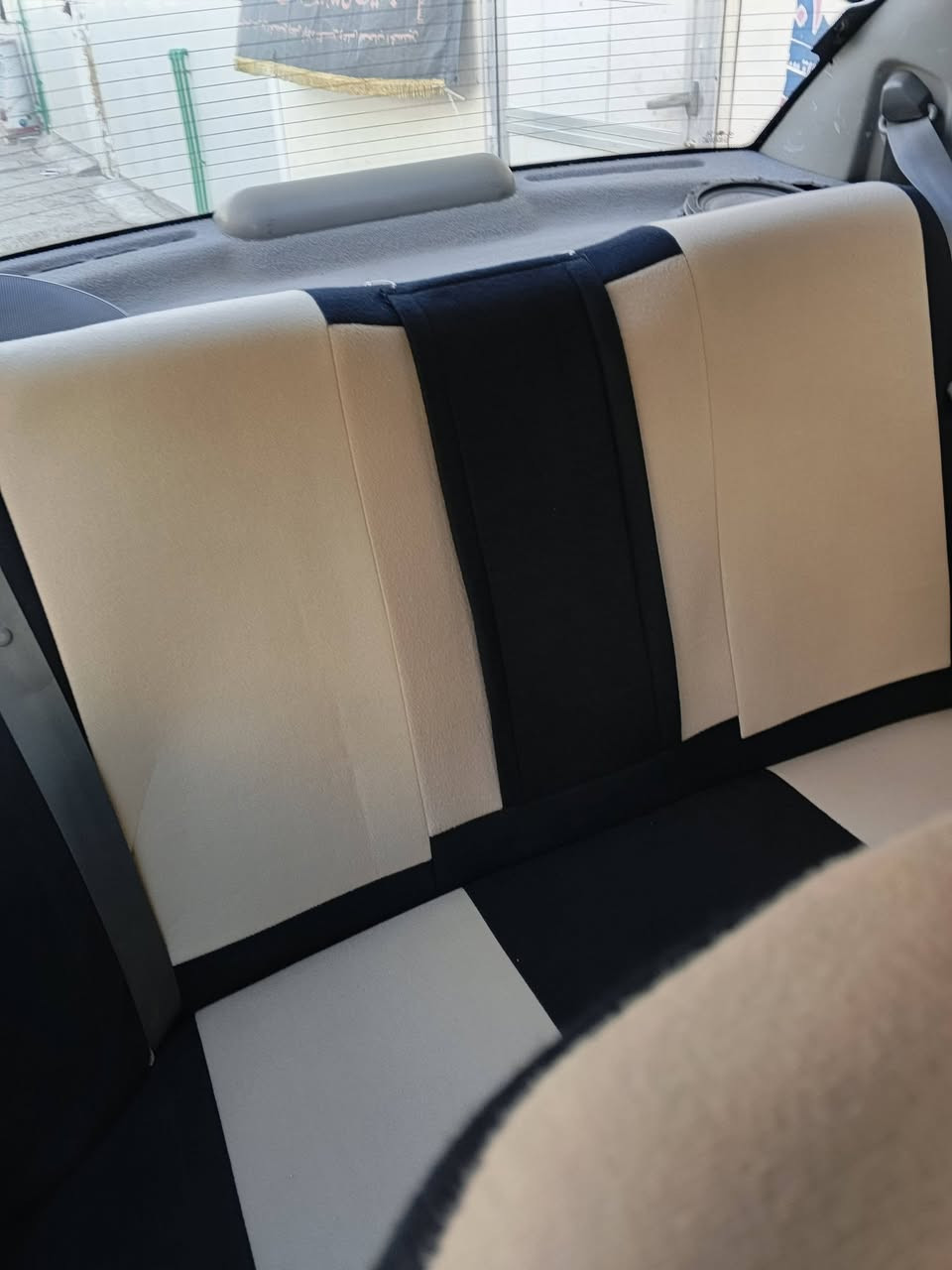 للبيع سيارة طيبة موديل 15 سعر 38ورقه رقم بغداد باسمي تحويل مباشر رقمي ***********
