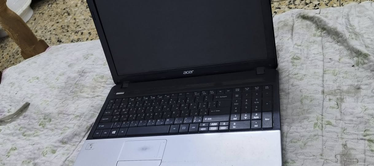 سلام عليكم 
حاسبه البيع 
اسم الحاسبه ايسر  
موجوده معه جمبيع مستلزمات 
جنطه وشاحنة 
نضافه90%
سعر الحاسبه 110 الف وبيه مجال 
رقم تواصل *********** فقط تواصل واتساب
