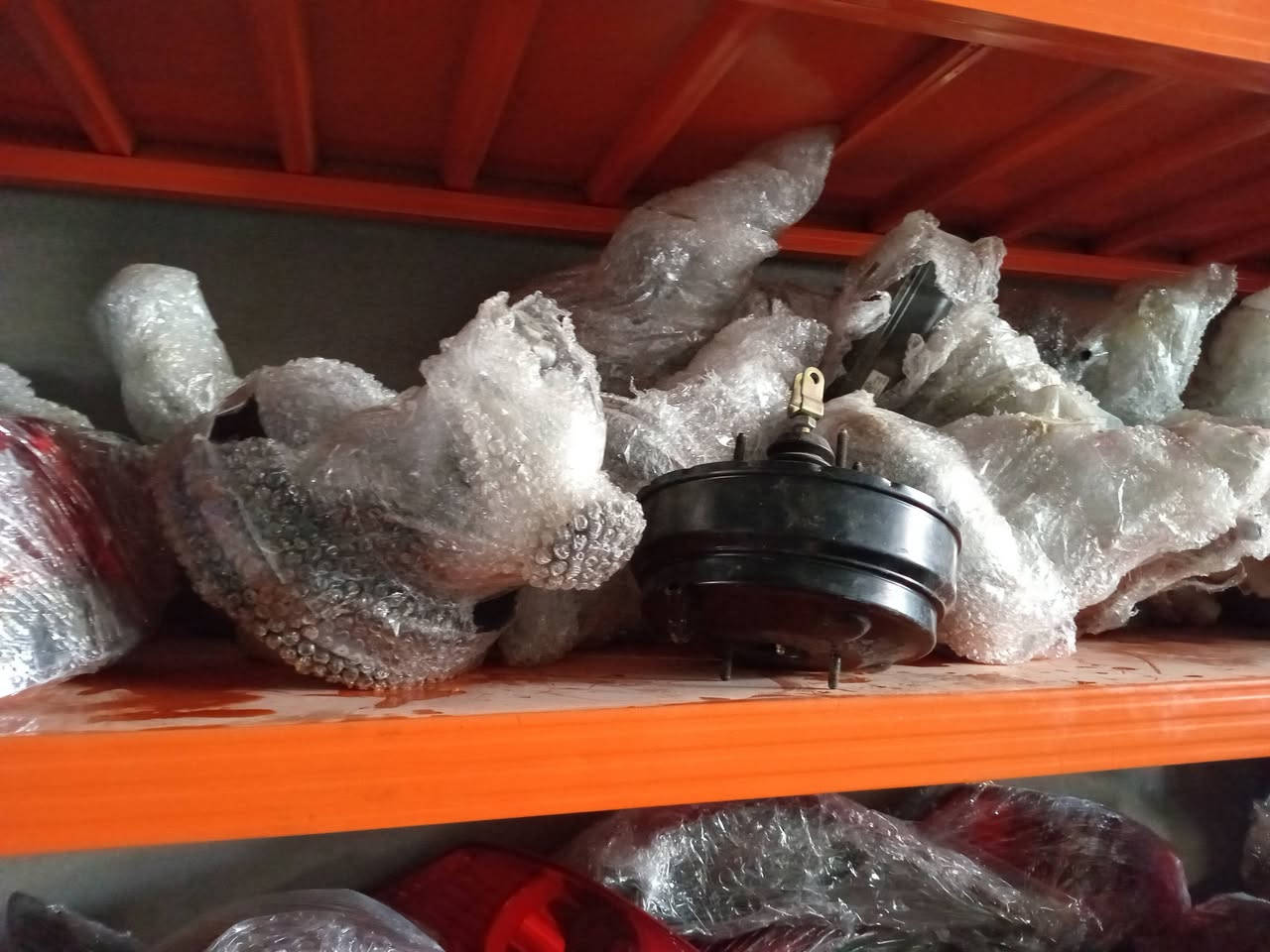 قطع غيار ومحركات + كصات للبيع جملة مفرد المكان ديالى حي المعلمين مقابيل مطعم الوان بأسعار تنافسية للتواصل واتساب ***********
