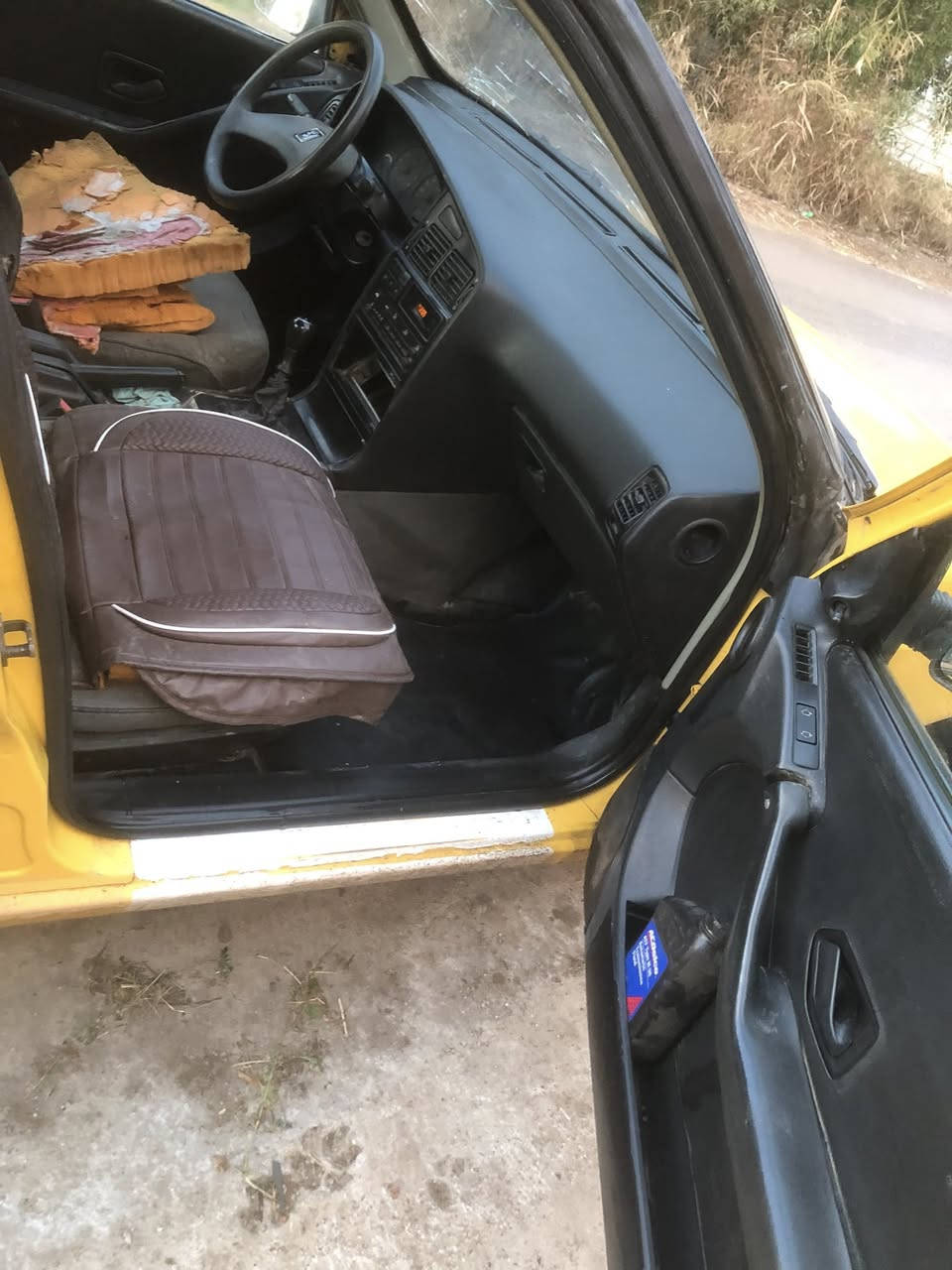 السلام عليكم بيجو روى موديل ٢٠٠٨ سياره مكينه حلوه وكير الواحد مرات يفلت مو داءماا سياره حلوه وجاهزه كهرباءيات مازدات جدد سنويه عضم عاج راعيهه ماندله اتكفل سرقه وعشاير رقم الماني  عارضهه ب١٢وبيهه مجال للناس الفقره التريد تعيش 
مكاني جسر ديالى 
***********
