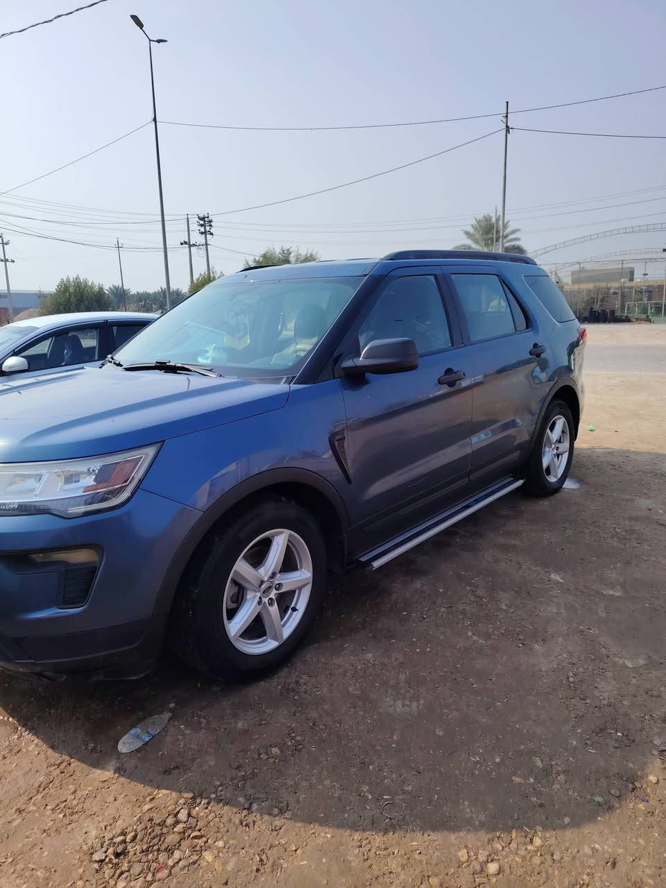 السلام عليكم
فورد اكسبلور٢٠١٨ ٦سلندر ٧ راكب  نظيفة جدا حادثها الجانب الأيمن من الجنطة سنوية بإسمي بابل الشوملي معروضة ١٨٥
*********** 
***********
