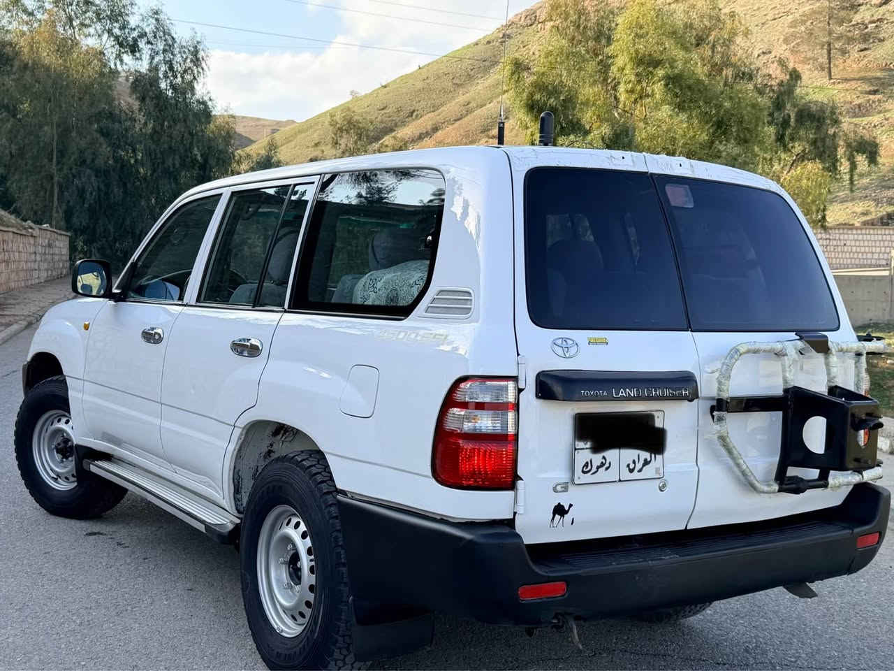 ماشاءالله لةمالي هةموولايةك مونيكا موديل ٢٠٠٢نمونة لةجواني ناو داخيلي لوك جوارتايةي لوك گيرو مةكينةو كاربايات دارو بةرد بةشةر غازو بةنزينة تازة سةنةوي بةسةر جوة يةك پةلة بوياغي هةية لةگةل يةك پةلة سارد سةقفي شوشةية تاخم بيشم تازة داگرتوة سعري١٣٨گةلاو مةجالي برايانة ژم*********** كويسينجاك, أربيل
