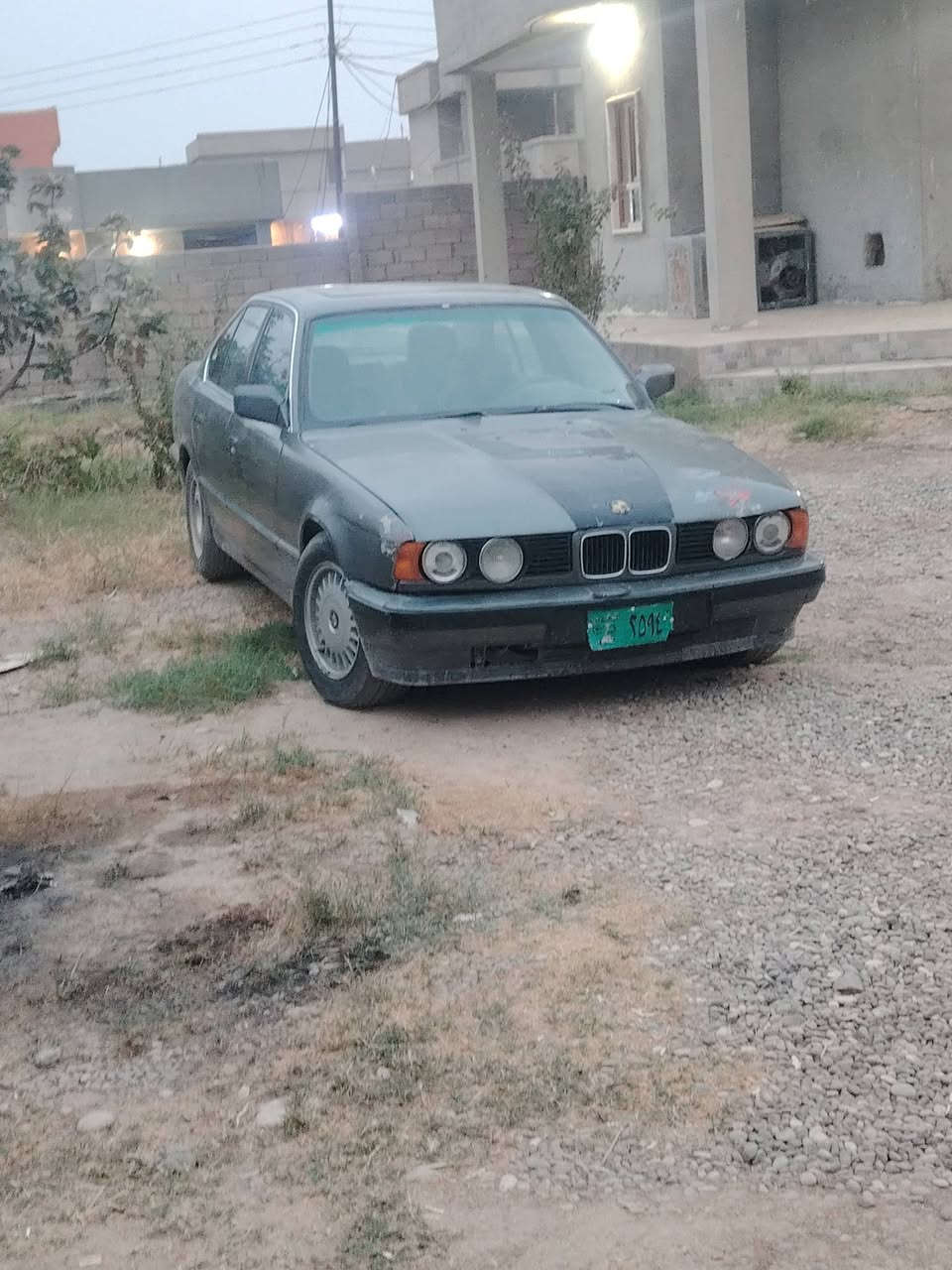 بي ام البيع محرك فل حجم 525 كيرعادي. سعر 37 وبيها  مجال بصيط. التافصيل اكثر تصل عل رقم ‏‏‪0771 697 3615‬‏ ترهم مروس وشرط تحويل وحياكم الله مكان سياره جنوب الموصل كياره
