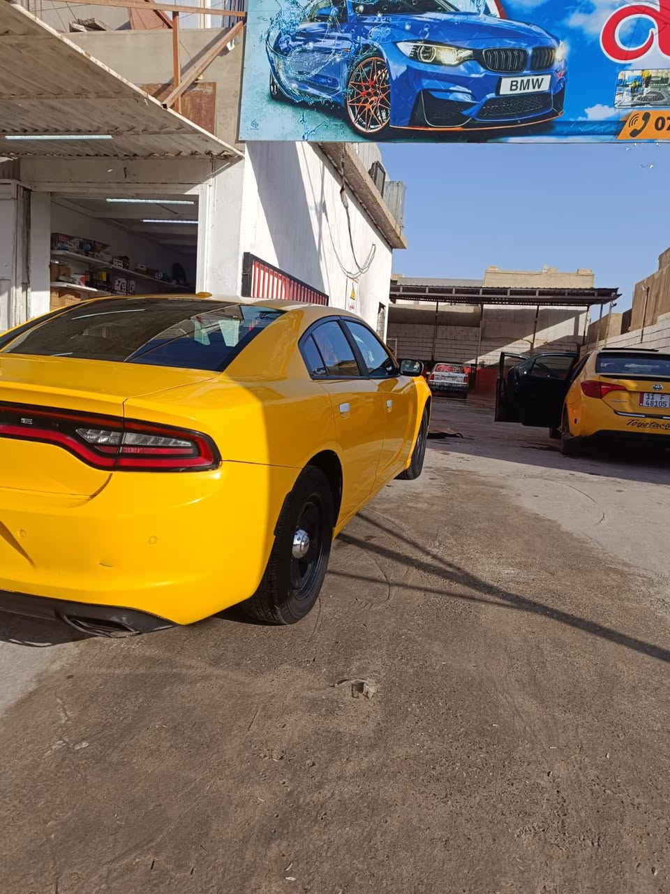 جارجر 2019 اصل رقم بغداد  للبيع السعر 160 رقم صاحب السياره ‭0775 255 0294‬ مكلف بلبيع
