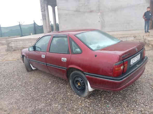 مكلف بالنشر بيع فقط ولخاص مقلق السلام عليكم فكتره للبيع موديل١٩٩٣ شرط وكاله وتحويل بسمي شرط بدون صبق فقط الدواير سياره جديده حجم ١٨ محرك كير السعر ٤٥ بيها مجال مكان القياره ***********
